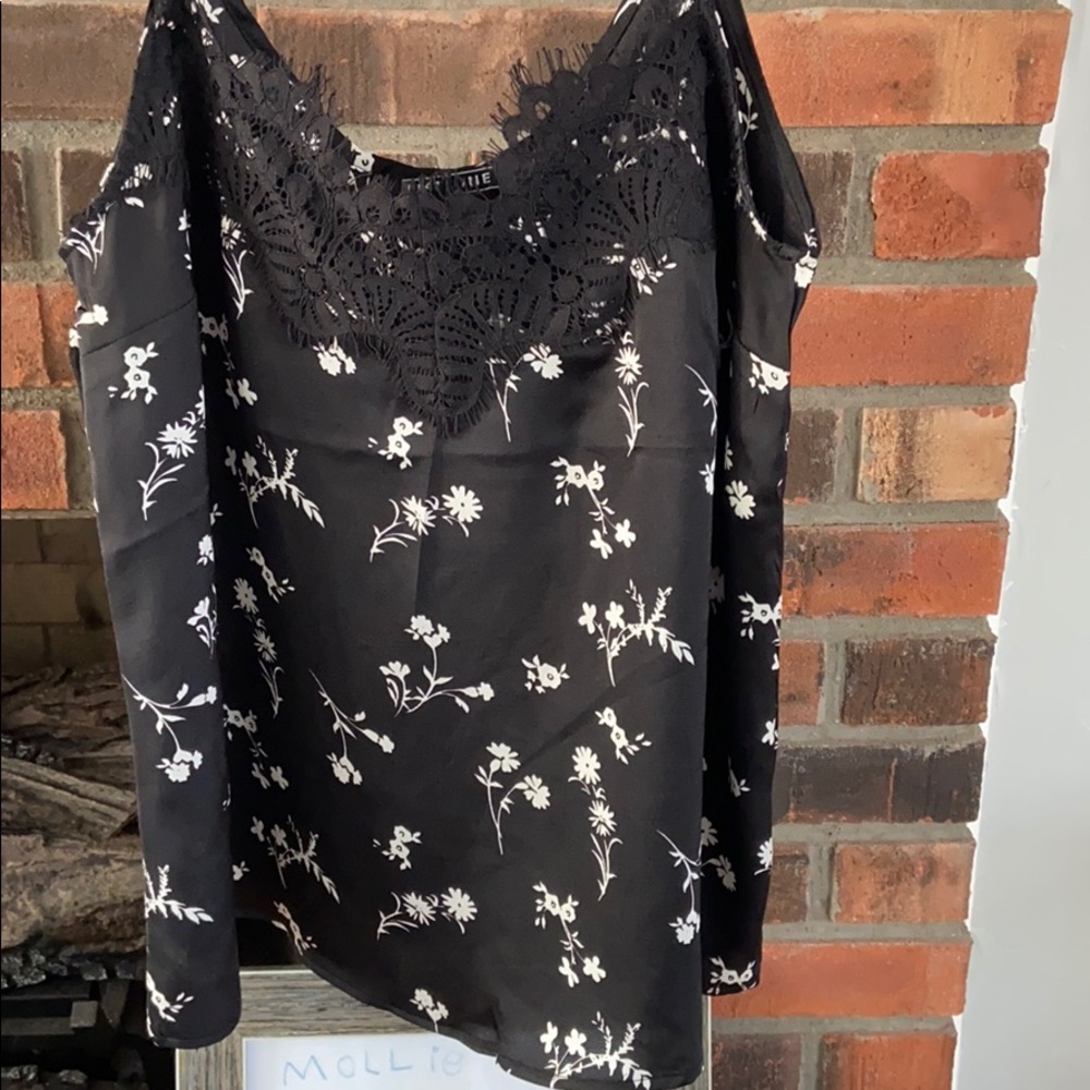 Black cami tank